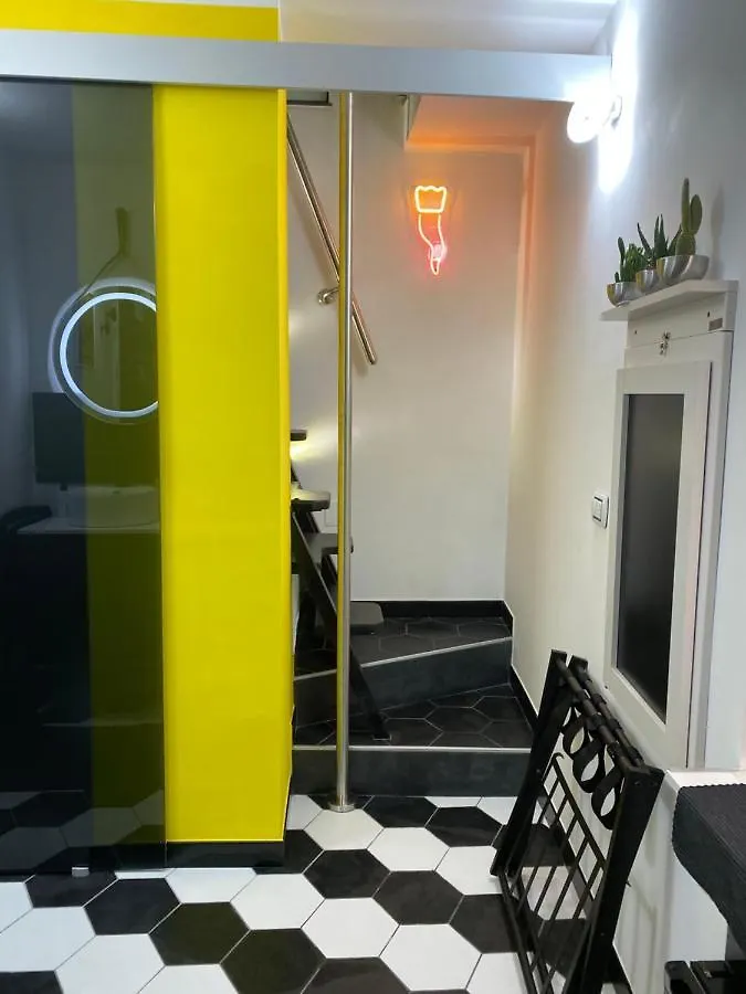 Chiaia Tower Loft Appartement Napels